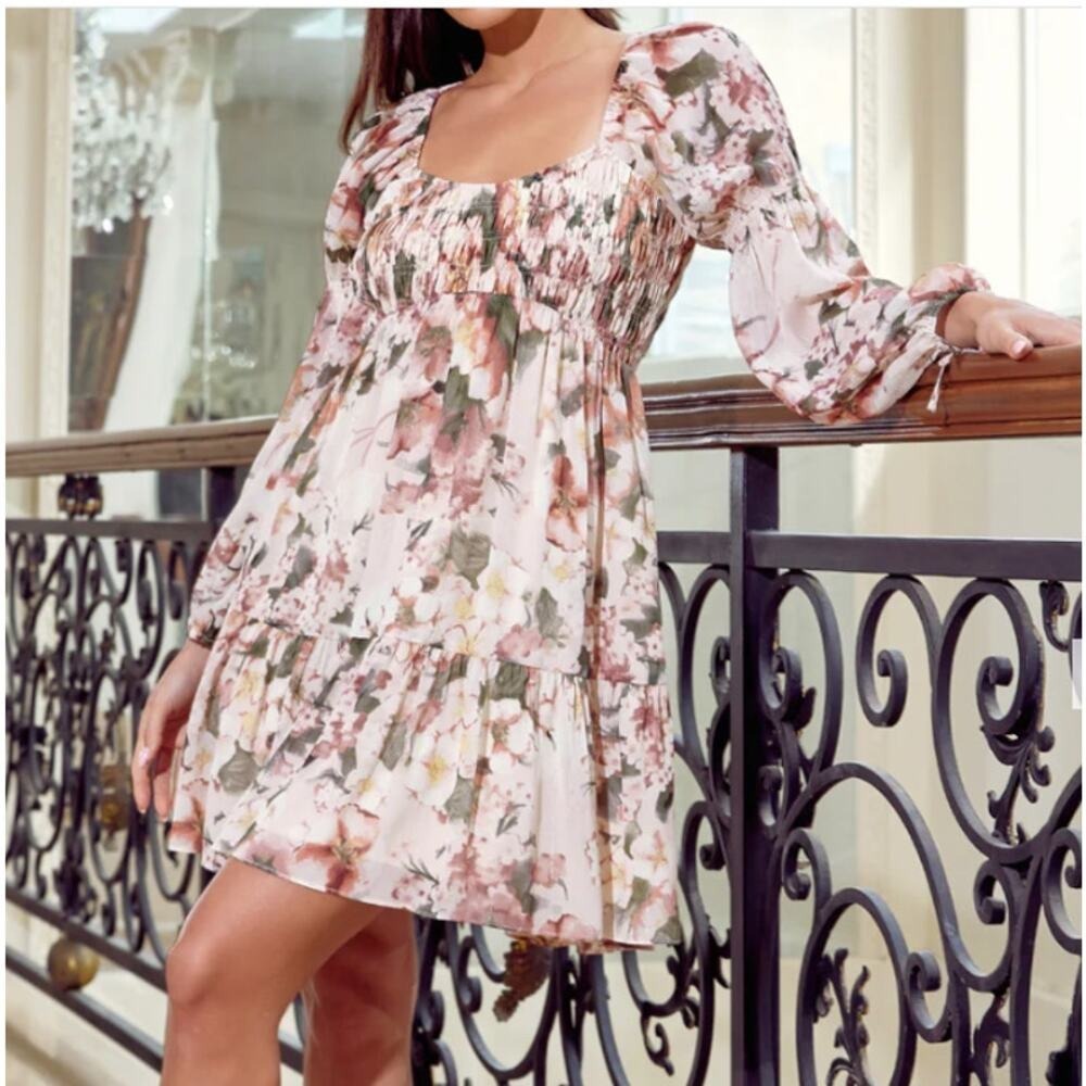 Greylin Felicia Smocked Floral Dress Size Medium New Romantic Whimsy